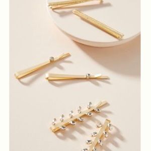 ANTHRO Sweet rhinestone-embellished hairpins